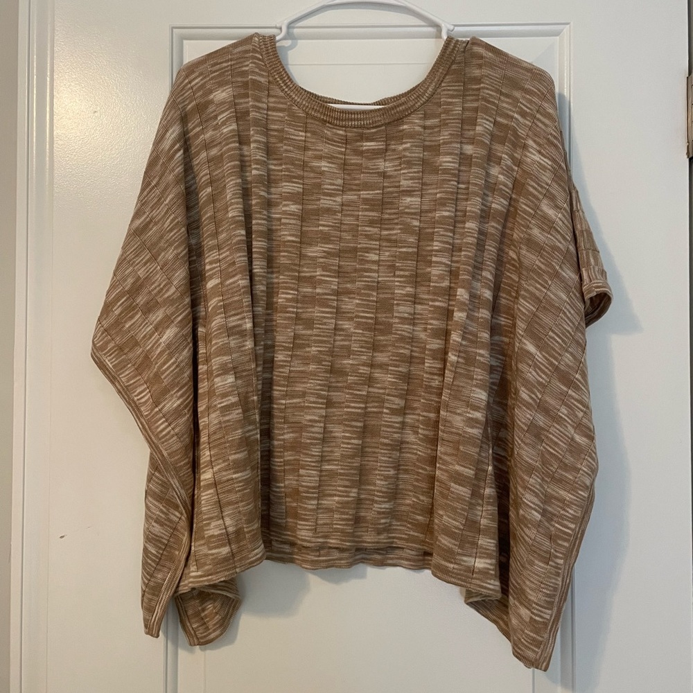 Flowy Short Sleeve Top